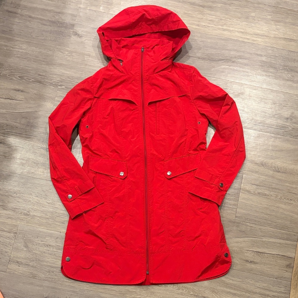 Cole Haan Back Bow Packable Hood Raincoat